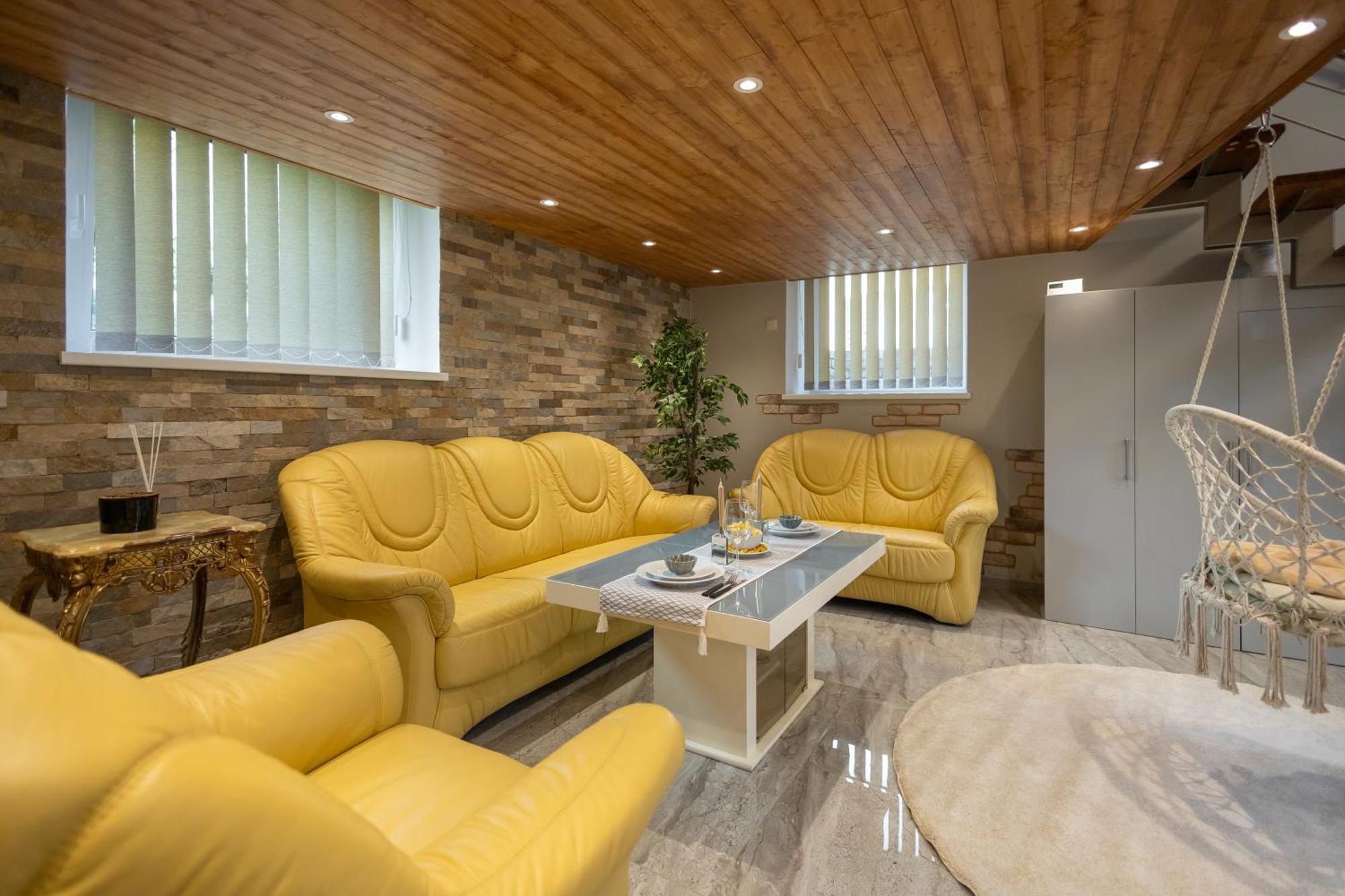 Raugyklos Apartamentai Vilnius Bagian luar foto