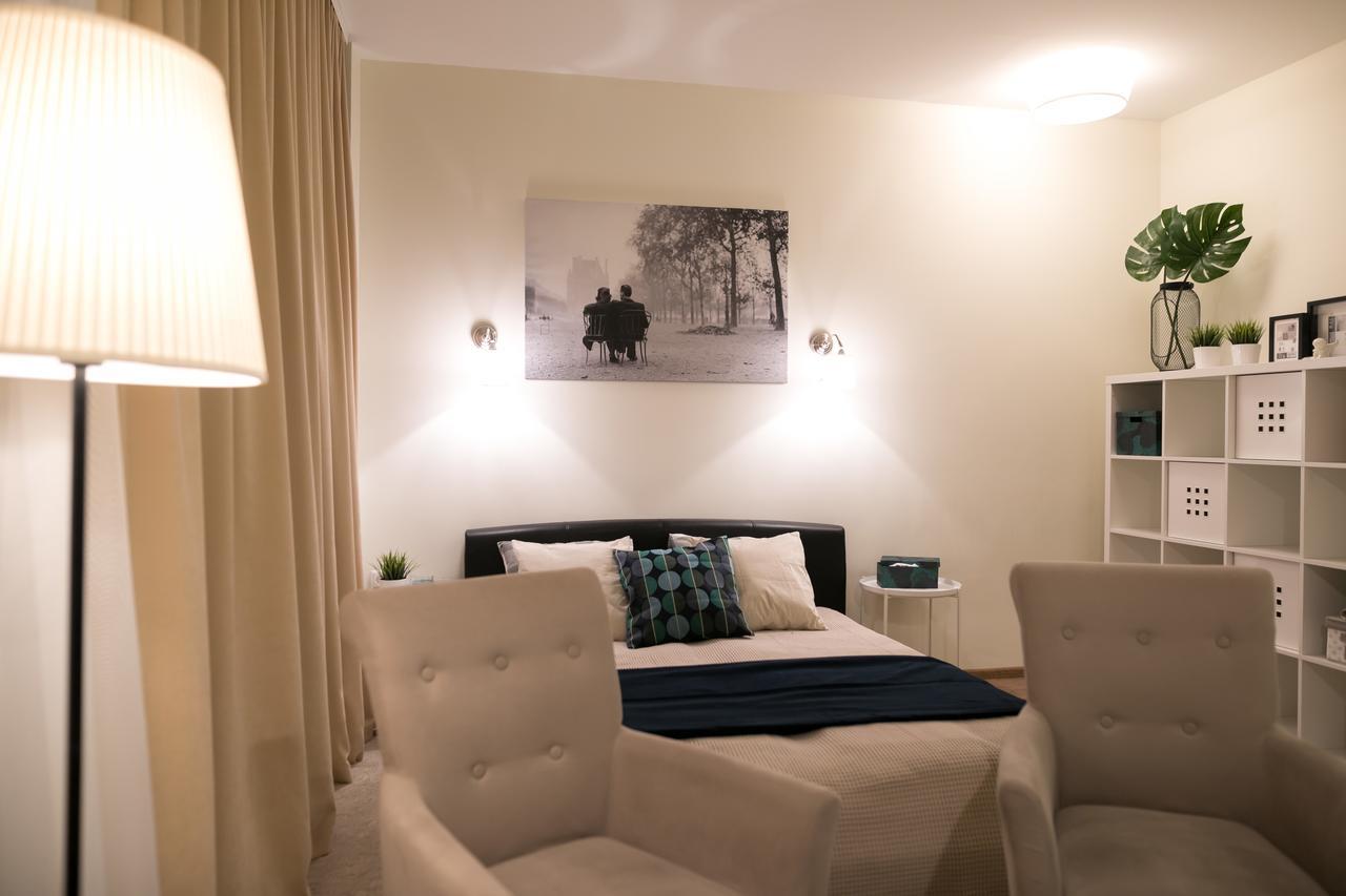 Raugyklos Apartamentai Vilnius Bagian luar foto